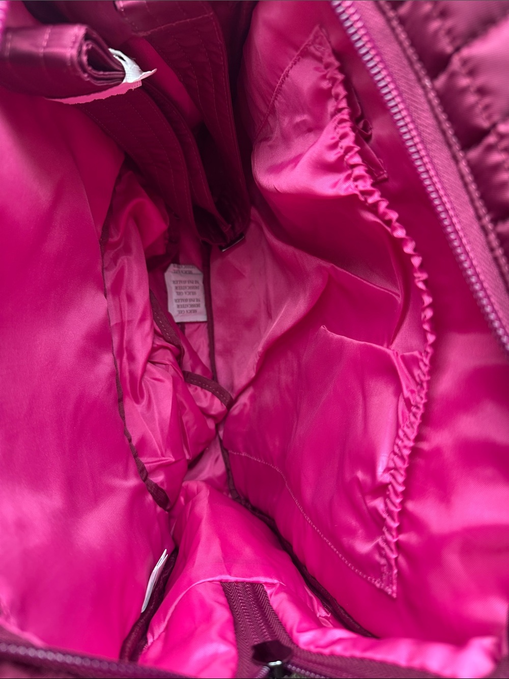 lug Puddle Jumper Travel Tote Bag, cranberry. NWT - Picture 10 of 10
